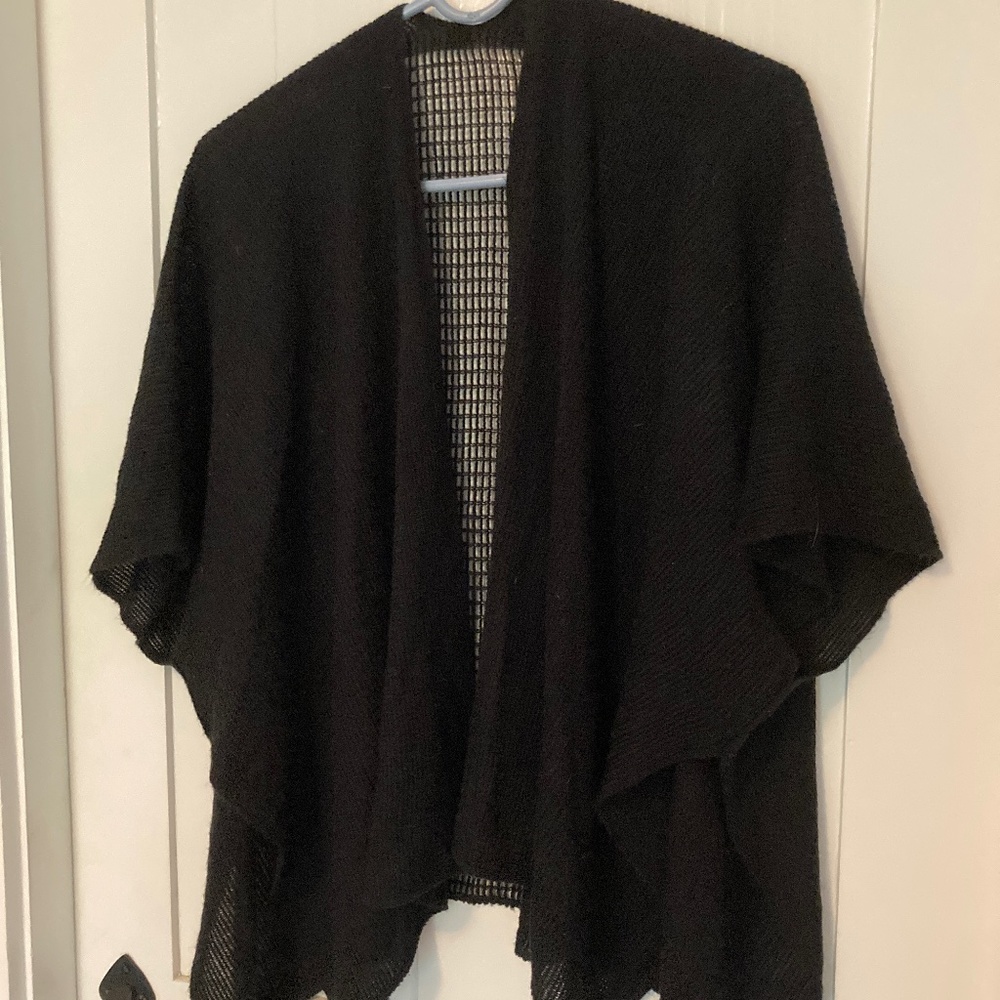 Lightweight shawl